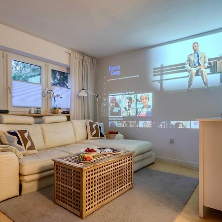 Rezydencja Filmowa- Wygodny Apartament 10 Min Od Lotniska I Centrum Varsóvia Exterior foto